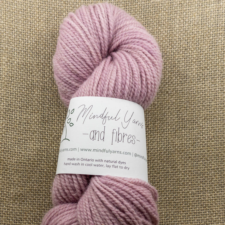 Ontario wool dyed with natural dyes - lac