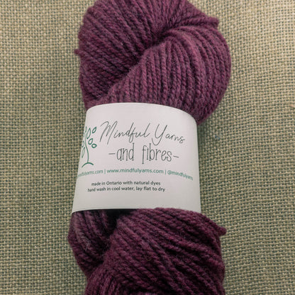 Ontario Dorset Wool - worsted weight - Mindful Yarns - Grey + lac 3-0711