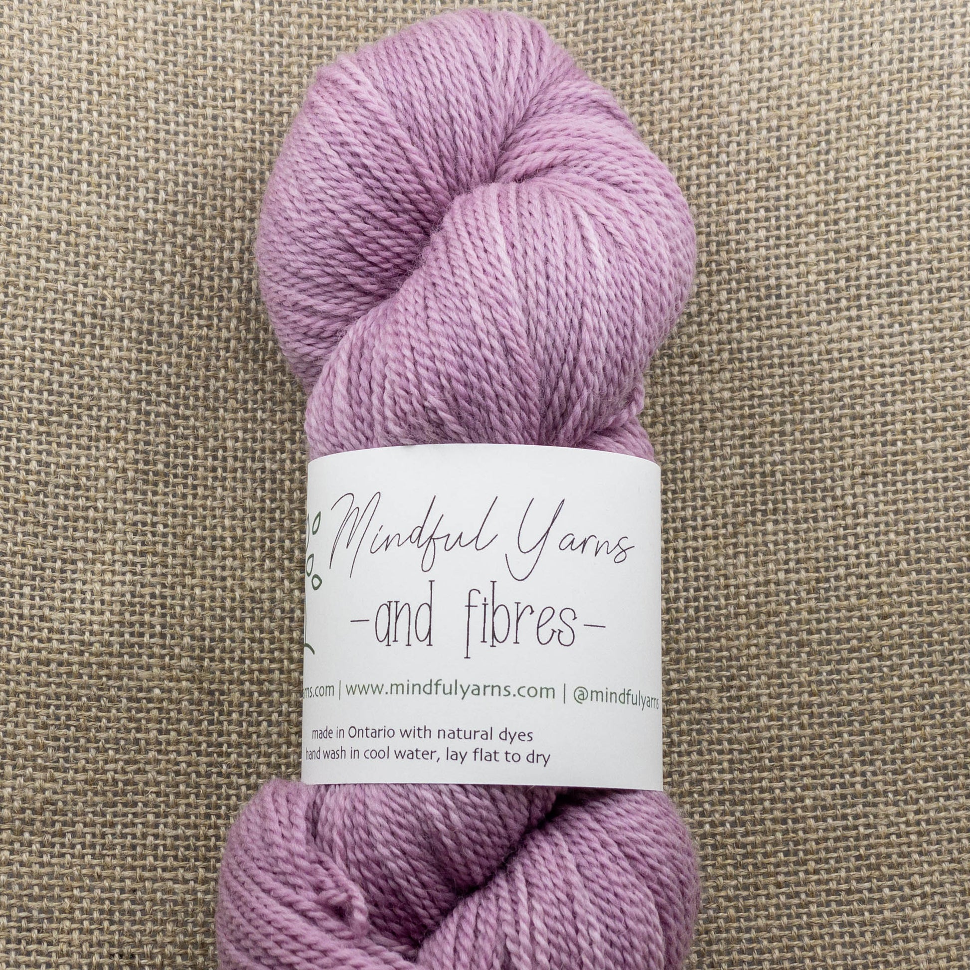 Organic Fingering Weight Wool - Mindful Yarns - Lac medium