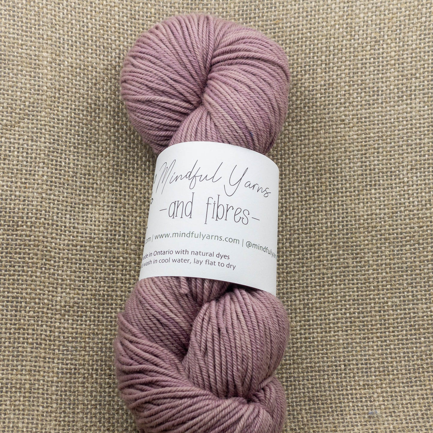 Organic Worsted Weight Wool - Mindful Yarns - Lac medium + iron