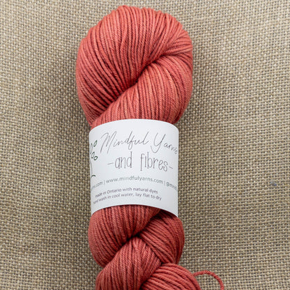 Organic Worsted Weight Wool - Mindful Yarns - Sappanwood 50-0403